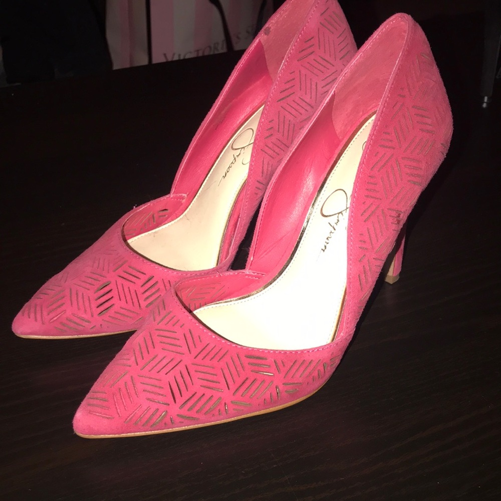 Jessica Simpson pink pump